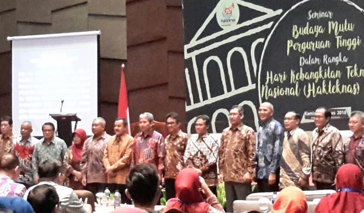 Download Materi Seminar Budaya Mutu Perguruan Tinggi